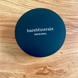 Unopened Bare Minerals 06 foundation